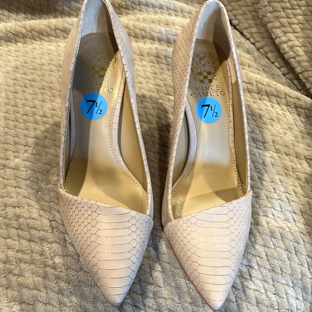 Vince Camuto Cashmere Cream Snakeskin Pumps
